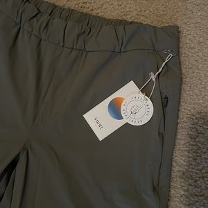 NEW Vuori Miles Ankle Pant